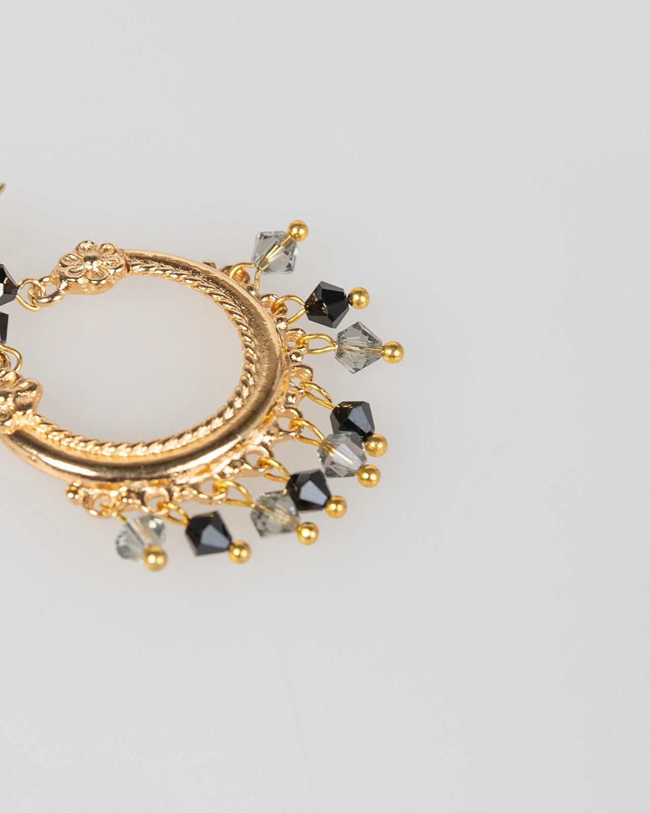 Pendientes largos con piedras