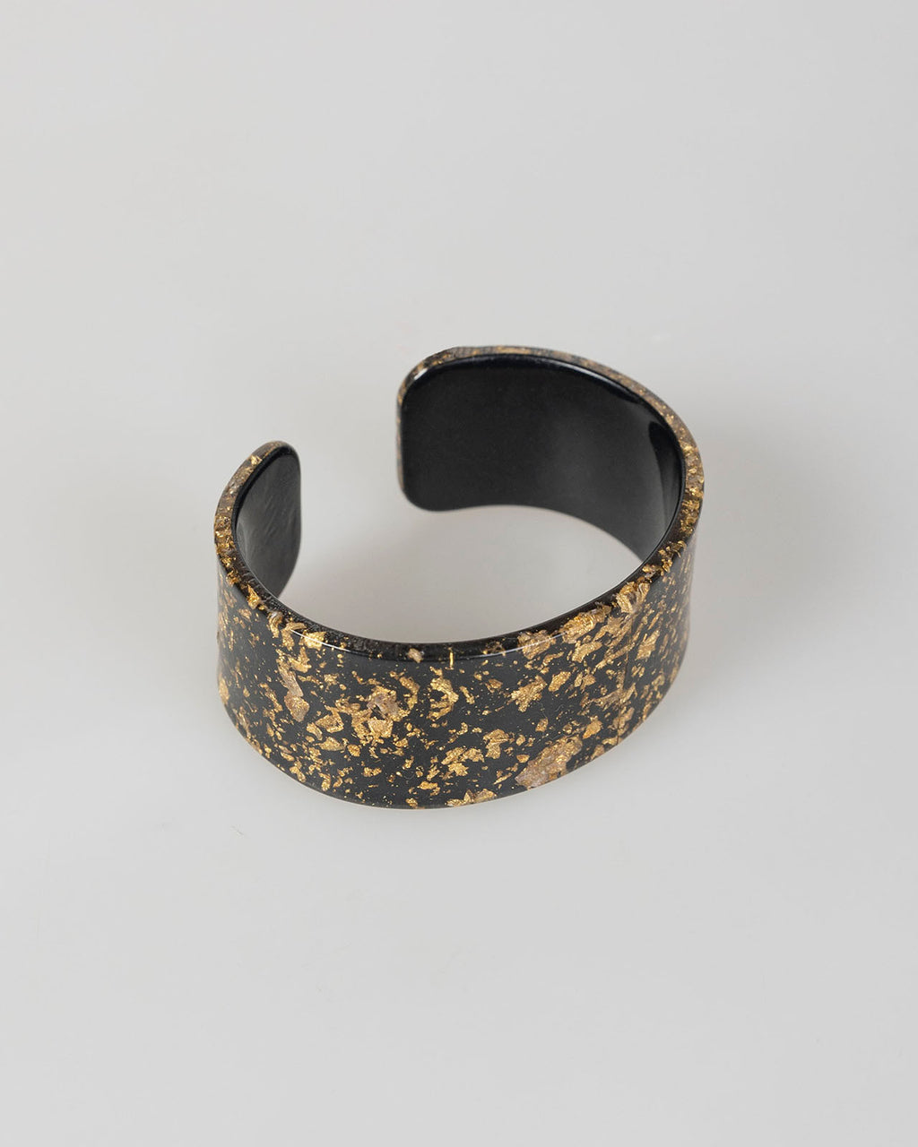 Brazalete rígido