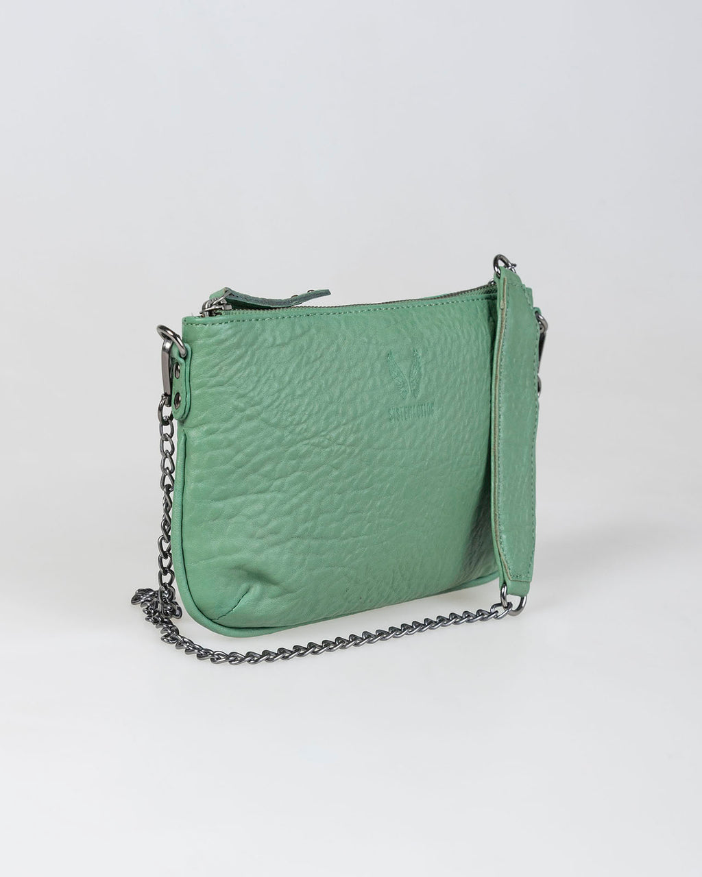 Bolso pequeño piel con cadena de metal