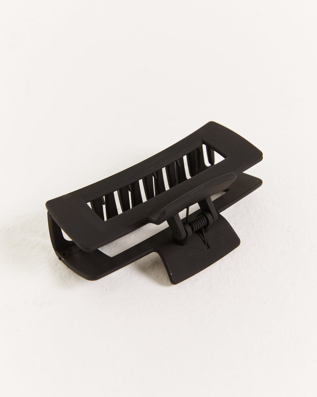 Pinza negra